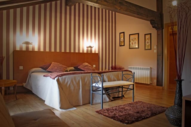 14 bedroom Hotel for sale in Hermandad de Campoo de Suso - € 875,000 (Ref: 8237248)