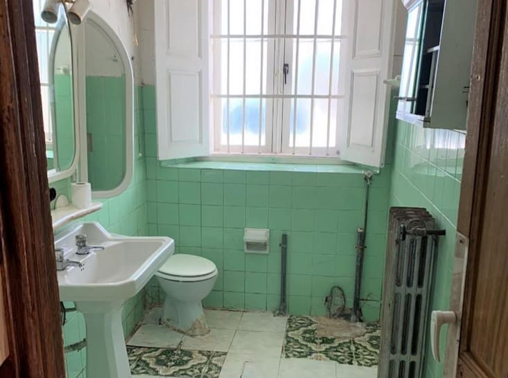 8 soveværelse Byhus til salg i Hermandad de Campoo de Suso - € 98.000 (Ref: 8237252)