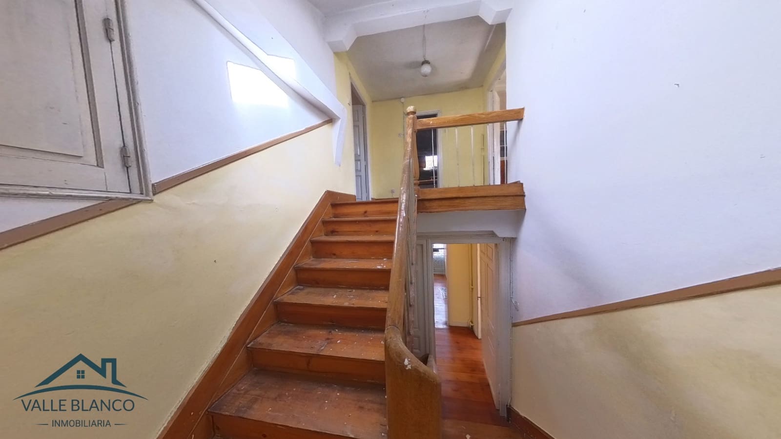 8 soveværelse Byhus til salg i Hermandad de Campoo de Suso - € 98.000 (Ref: 8237252)