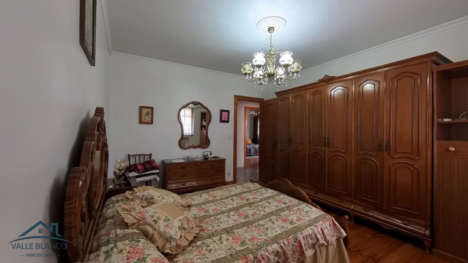 4 soveværelse Villa til salg i Campoo de Enmedio - € 235.000 (Ref: 8237253)