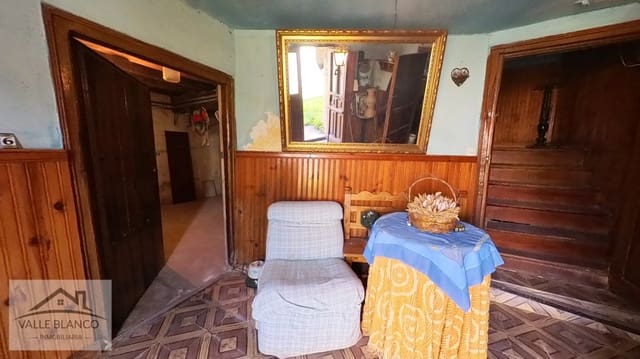 4 bedroom Finca/Country House for sale in Campoo de Enmedio - € 129,000 (Ref: 8260053)