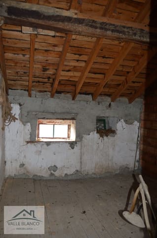 6 soveværelse Finca/Landehus til salg i Campoo de Enmedio - € 185.000 (Ref: 8260555)