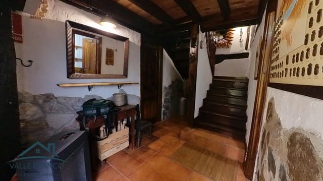 3 slaapkamer Halfvrijstaande villa te koop in Molledo - € 123.000 (Ref: 8333068)