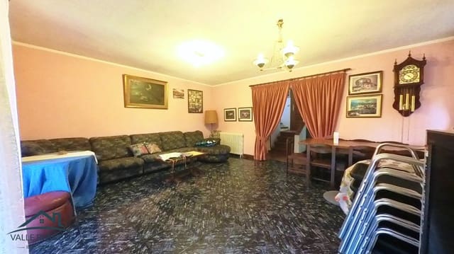 3 bedroom Villa for sale in Valle de Valdebezana - € 145,000 (Ref: 8598130)