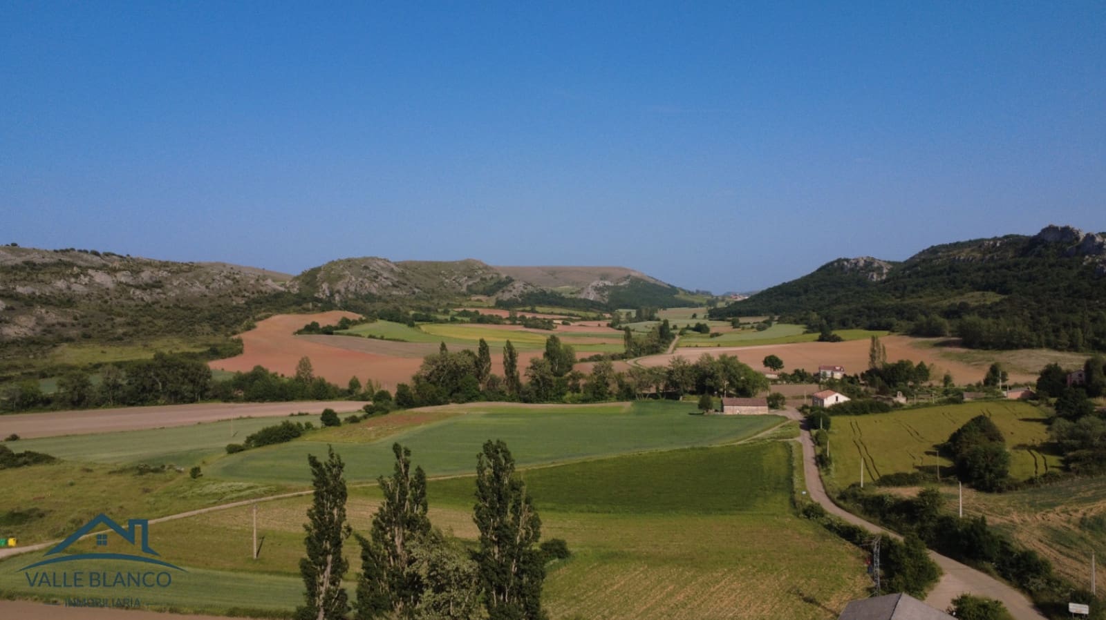 3 soveværelse Villa til salg i Valle de Valdebezana - € 145.000 (Ref: 8598130)