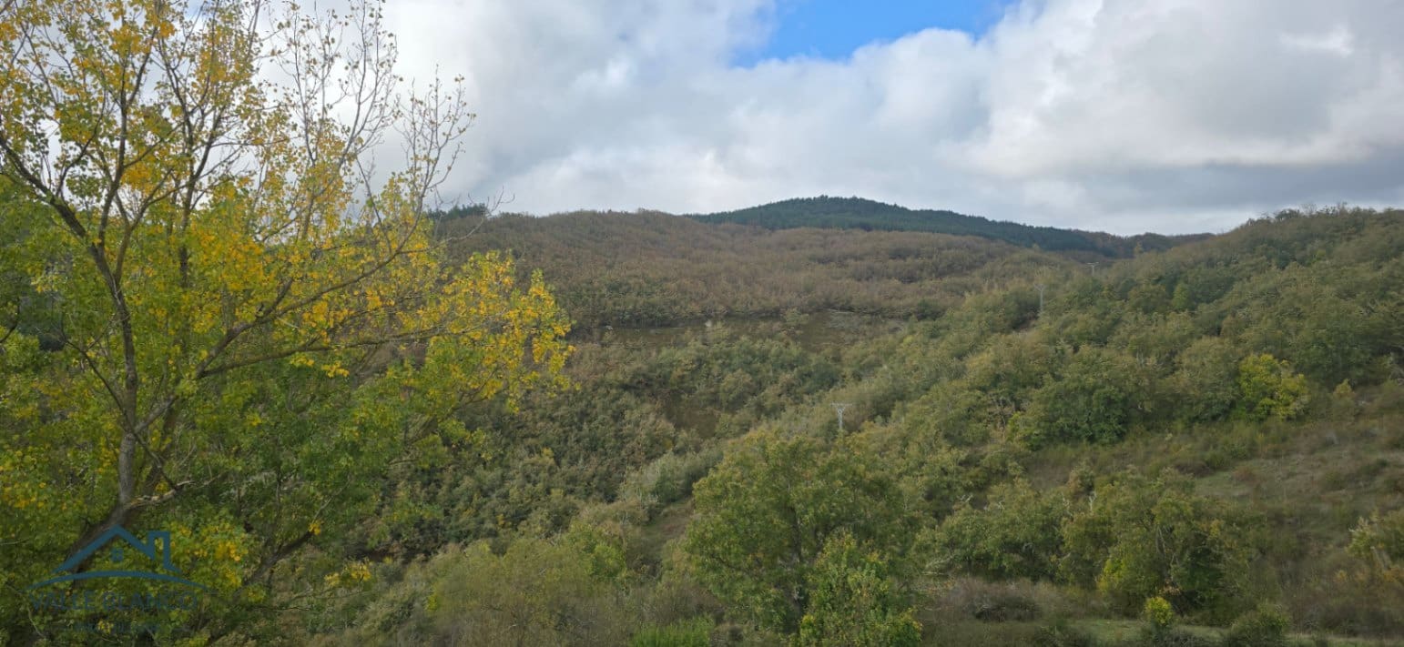 5 soveværelse Villa til salg i Valderredible - € 298.000 (Ref: 8617018)