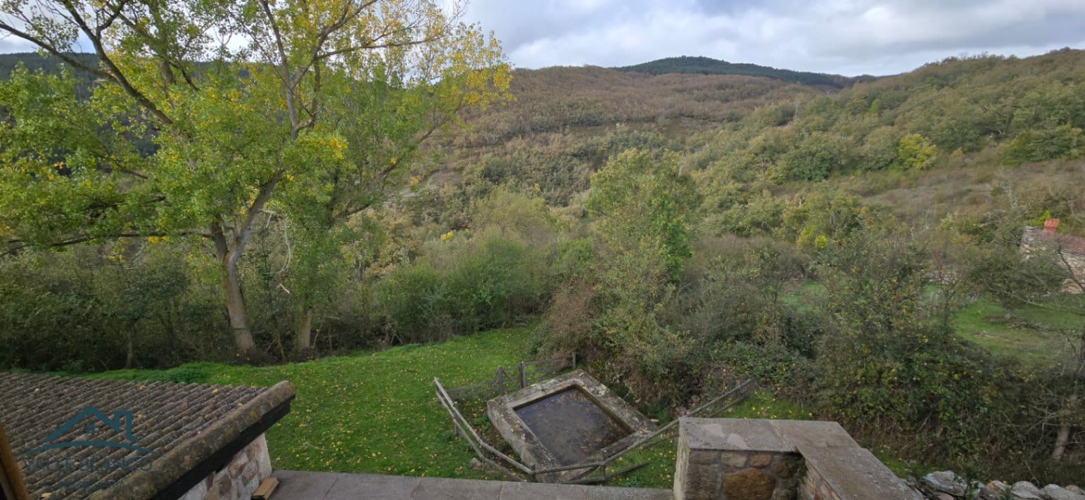 5 soveværelse Villa til salg i Valderredible - € 298.000 (Ref: 8617018)