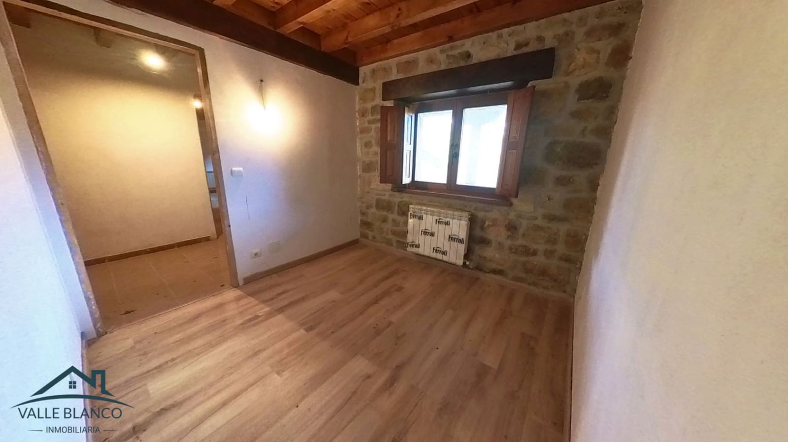 5 soveværelse Villa til salg i Valderredible - € 298.000 (Ref: 8617018)