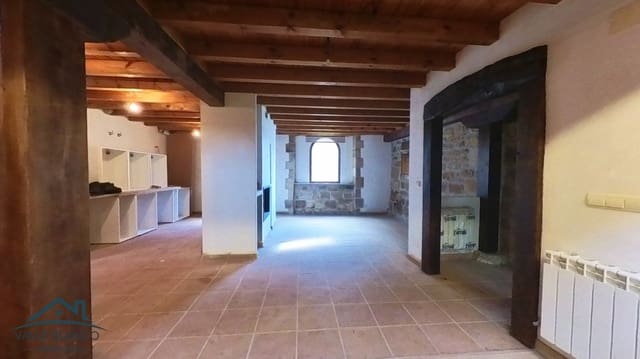 5 chambre Villa/Maison à vendre à Valderredible - 298 000 € (Ref: 8617018)
