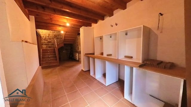 5 chambre Villa/Maison à vendre à Valderredible - 298 000 € (Ref: 8617018)