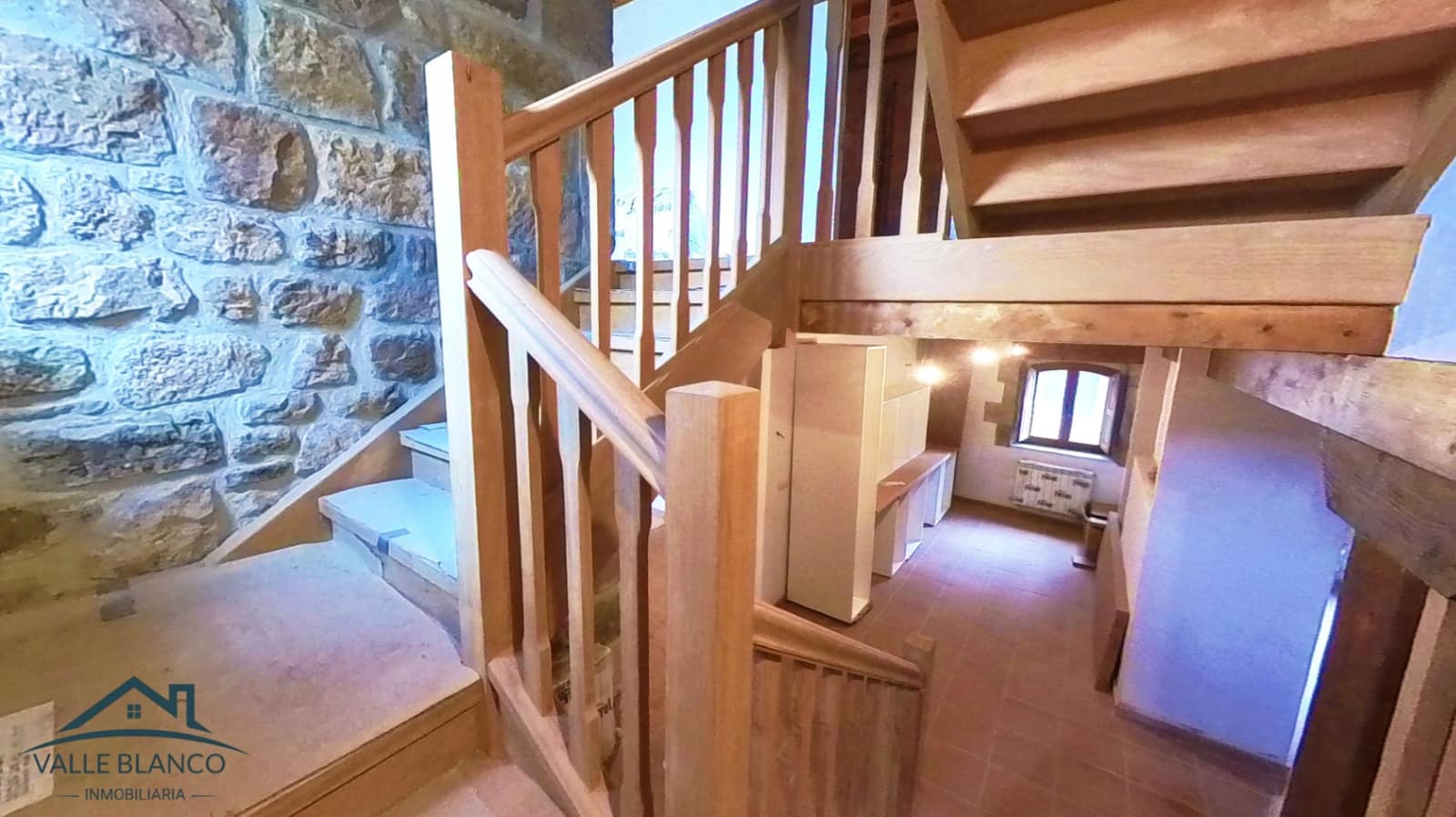 5 soveværelse Villa til salg i Valderredible - € 298.000 (Ref: 8617018)