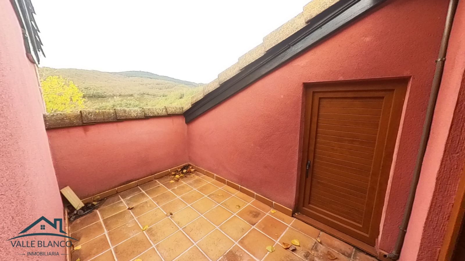 5 soveværelse Villa til salg i Valderredible - € 298.000 (Ref: 8617018)