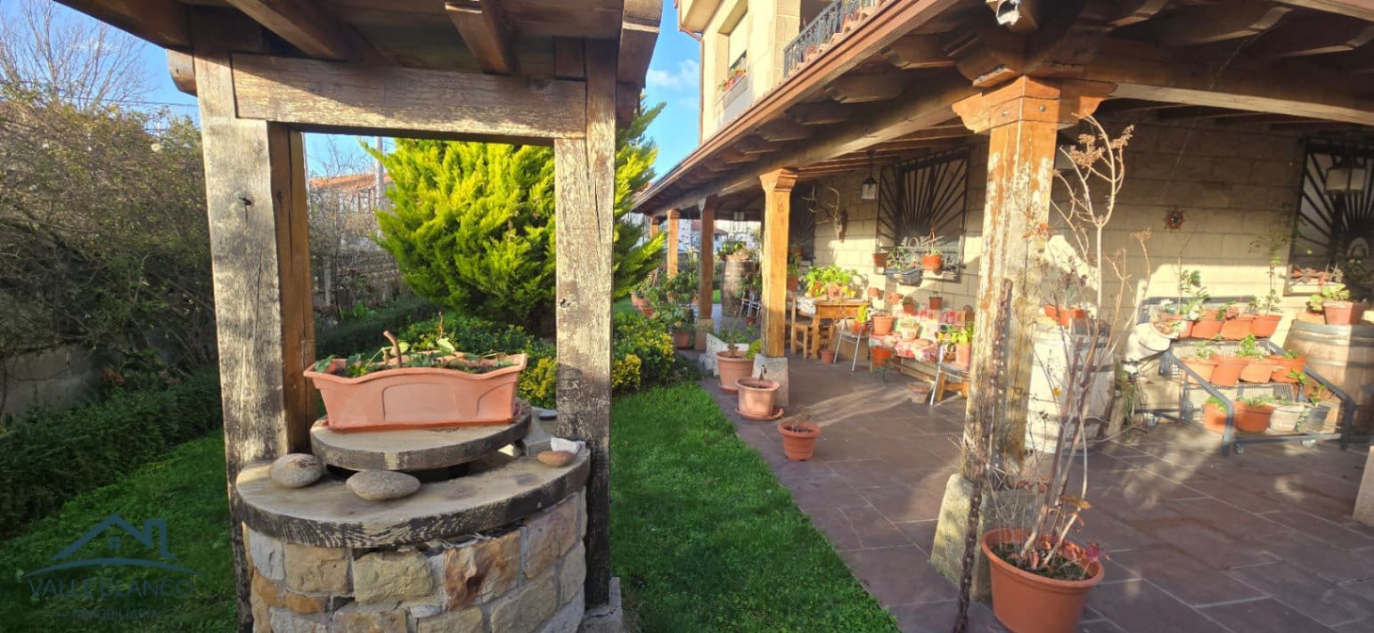 4 soveværelse Villa til salg i Campoo de Enmedio - € 320.000 (Ref: 8647255)