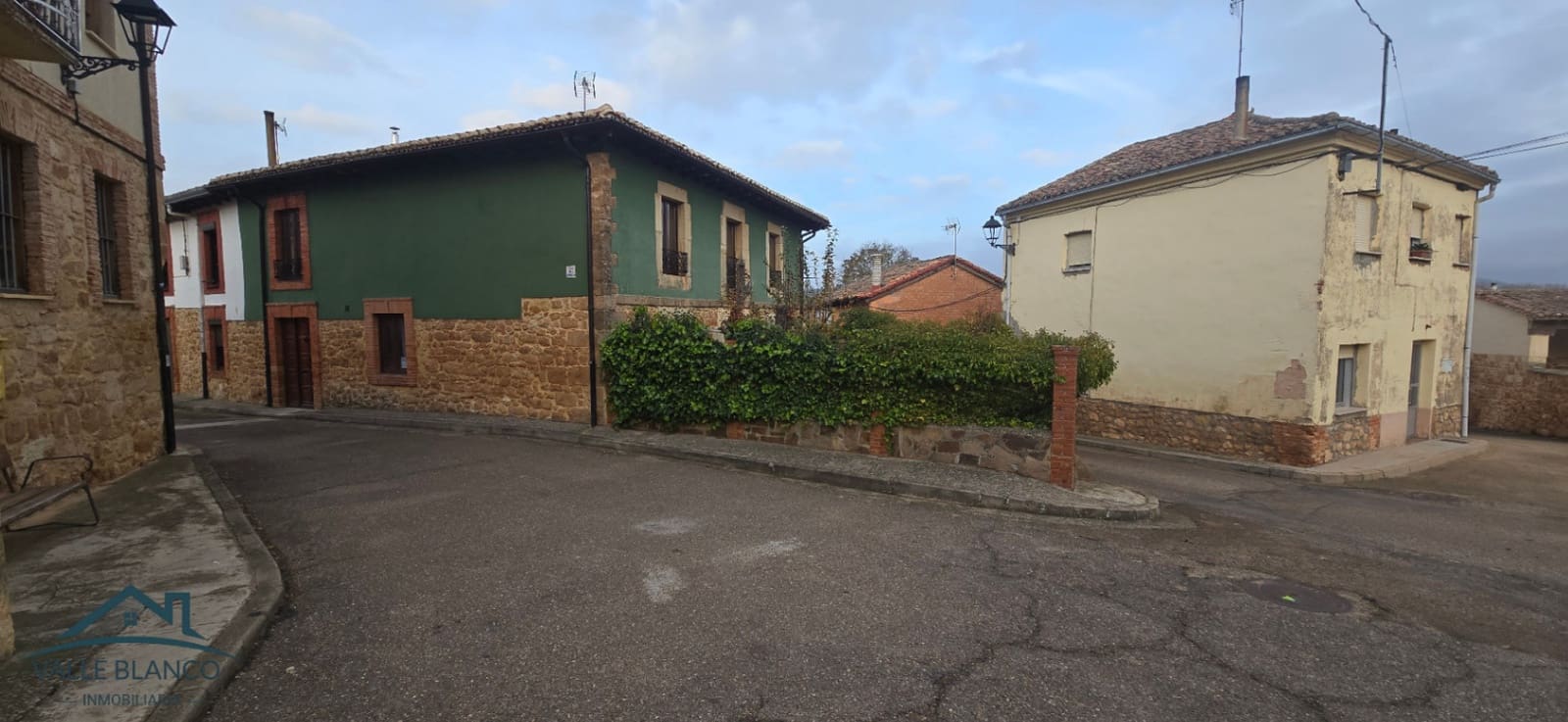 4 soveværelse Villa til salg i Olmos de Ojeda - € 125.000 (Ref: 8678617)