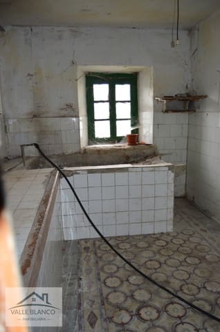 Townhouse for sale in Campoo de Enmedio - € 68,000 (Ref: 8796896)