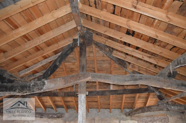 Townhouse for sale in Campoo de Enmedio - € 68,000 (Ref: 8796896)