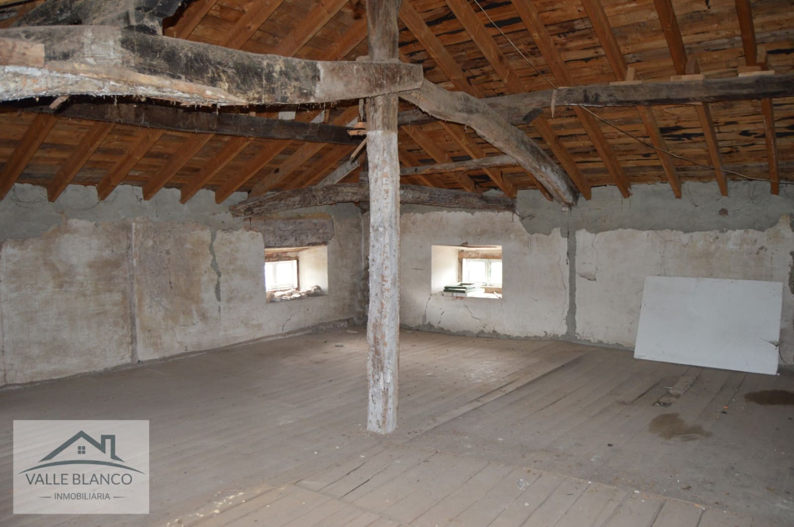 Townhouse for sale in Campoo de Enmedio - € 68,000 (Ref: 8796896)