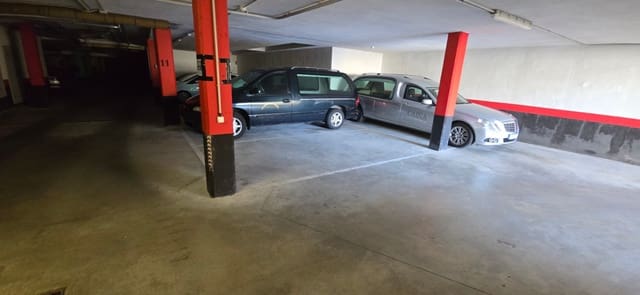 Garage à louer à Reinosa - 100 € (Ref: 8837773)