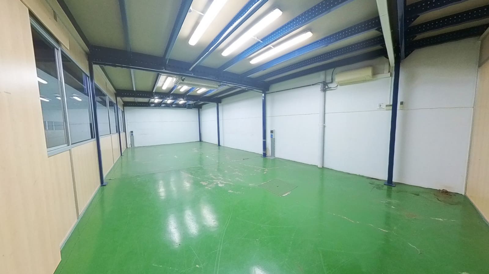 Commercial for rent in Reinosa - € 2,000 (Ref: 8837775)