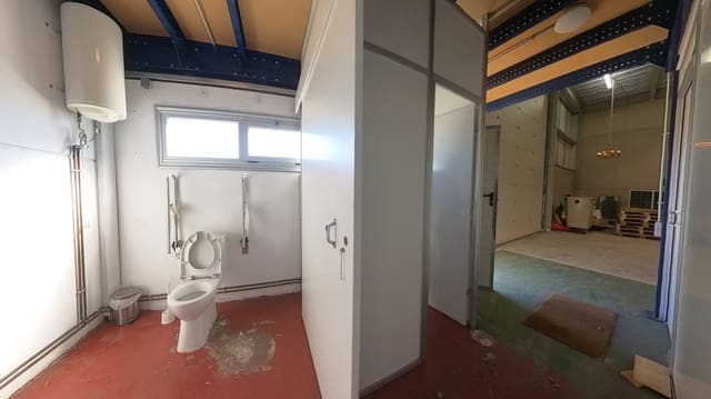 Commercial for rent in Reinosa - € 2,000 (Ref: 8837775)