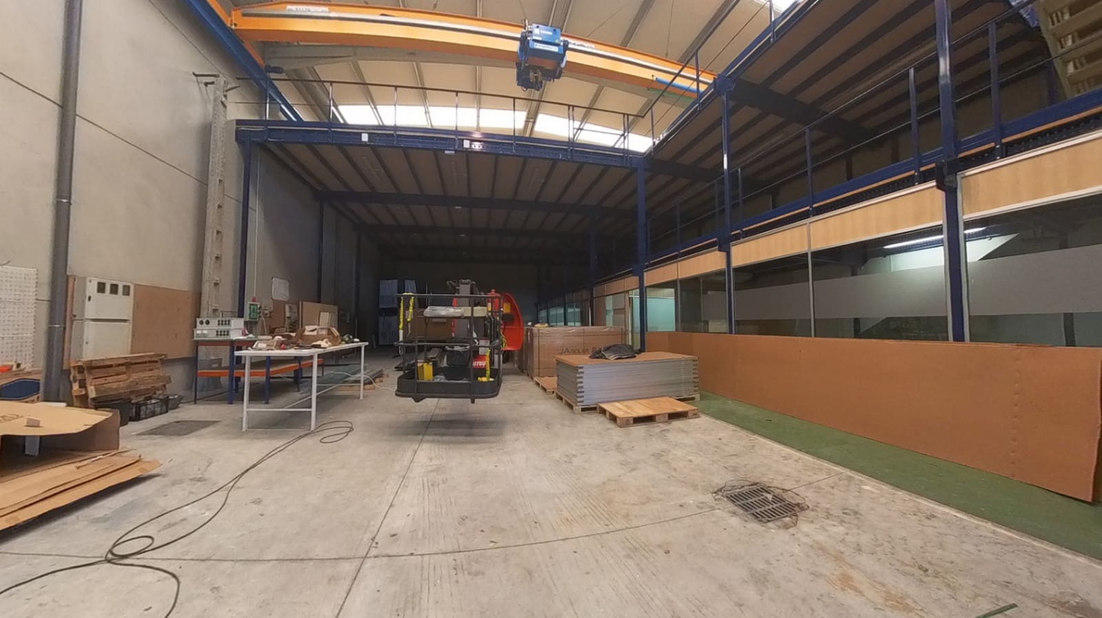 Commercial for rent in Reinosa - € 2,000 (Ref: 8837775)