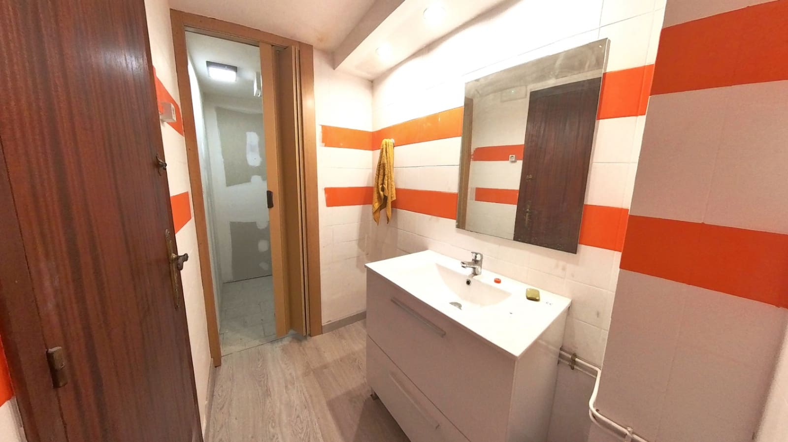 Local Commercial à louer à Reinosa - 1 000 € (Ref: 8837776)