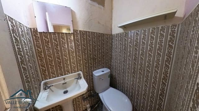 Commercial for rent in Reinosa - € 500 (Ref: 8867946)