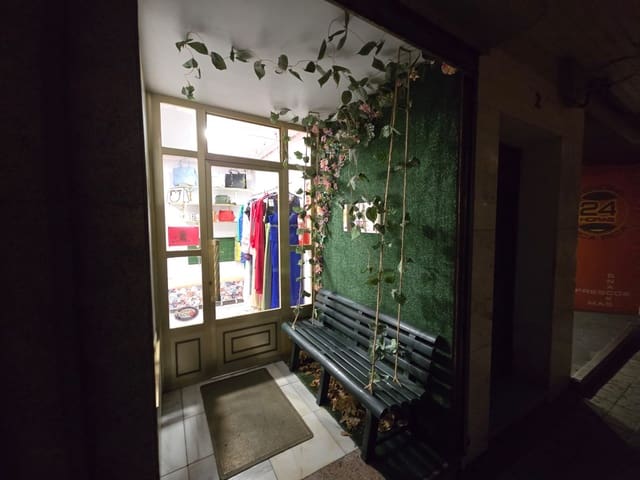 Commercial for rent in Reinosa - € 500 (Ref: 8867946)