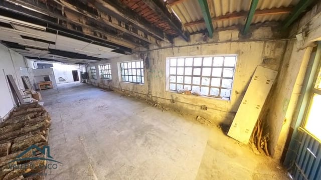 Commercial for sale in Reinosa - € 90,000 (Ref: 8867947)