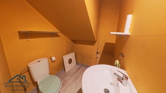 Commercial for rent in Reinosa - € 500 (Ref: 8867948)