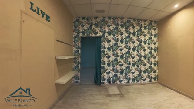 Commercial for rent in Reinosa - € 500 (Ref: 8867948)