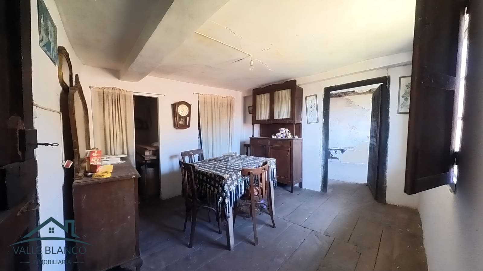 4 bedroom Finca/Country House for sale in Campoo de Yuso - € 69,000 (Ref: 8931783)