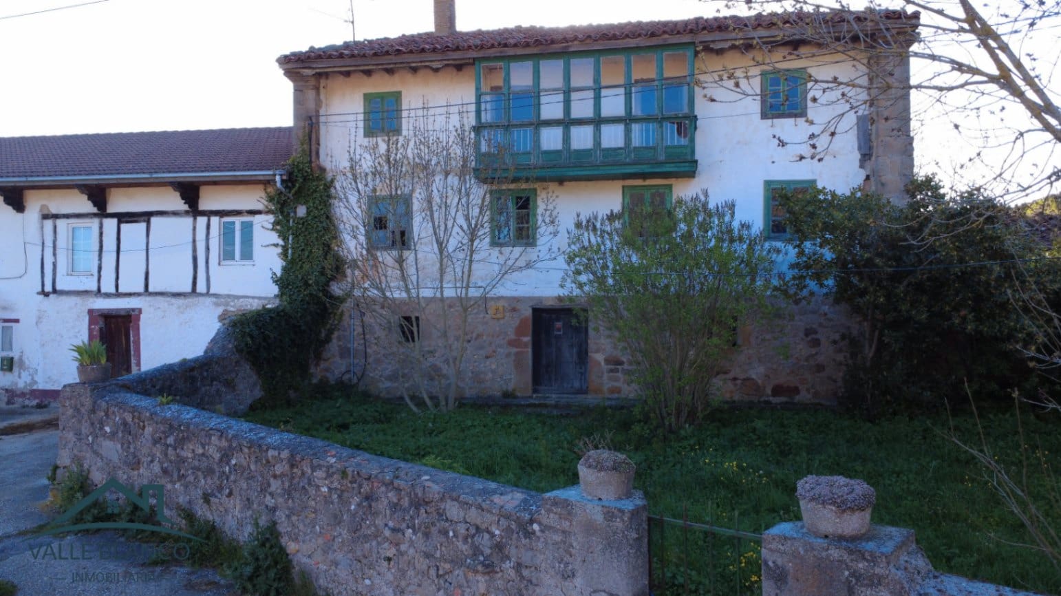 4 bedroom Finca/Country House for sale in Campoo de Yuso - € 69,000 (Ref: 8931783)
