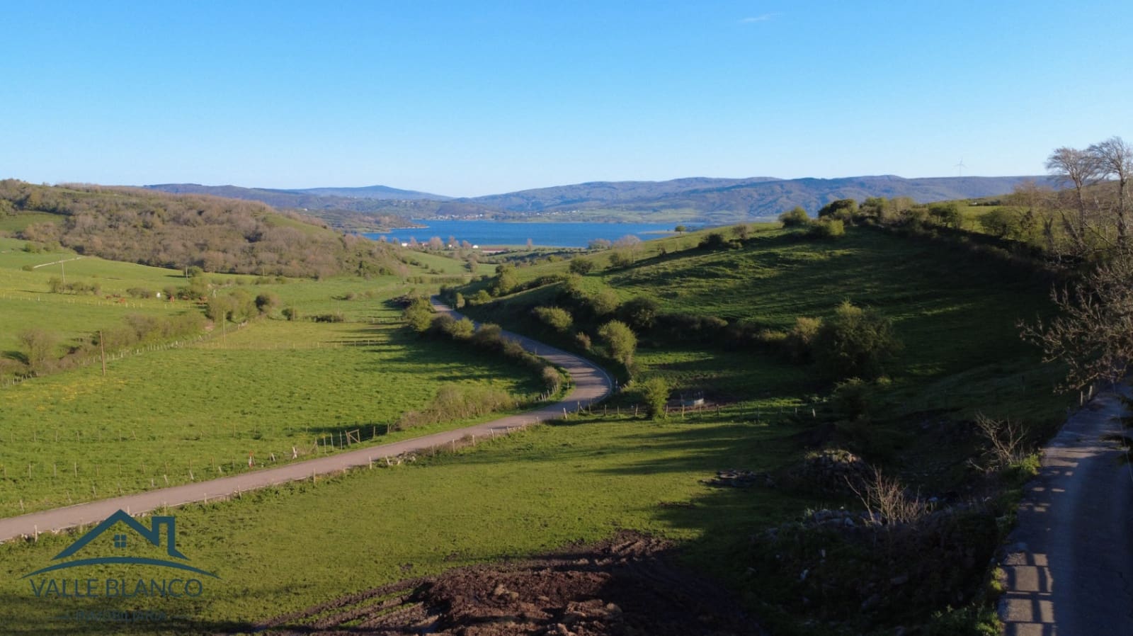 4 bedroom Finca/Country House for sale in Campoo de Yuso - € 69,000 (Ref: 8931783)