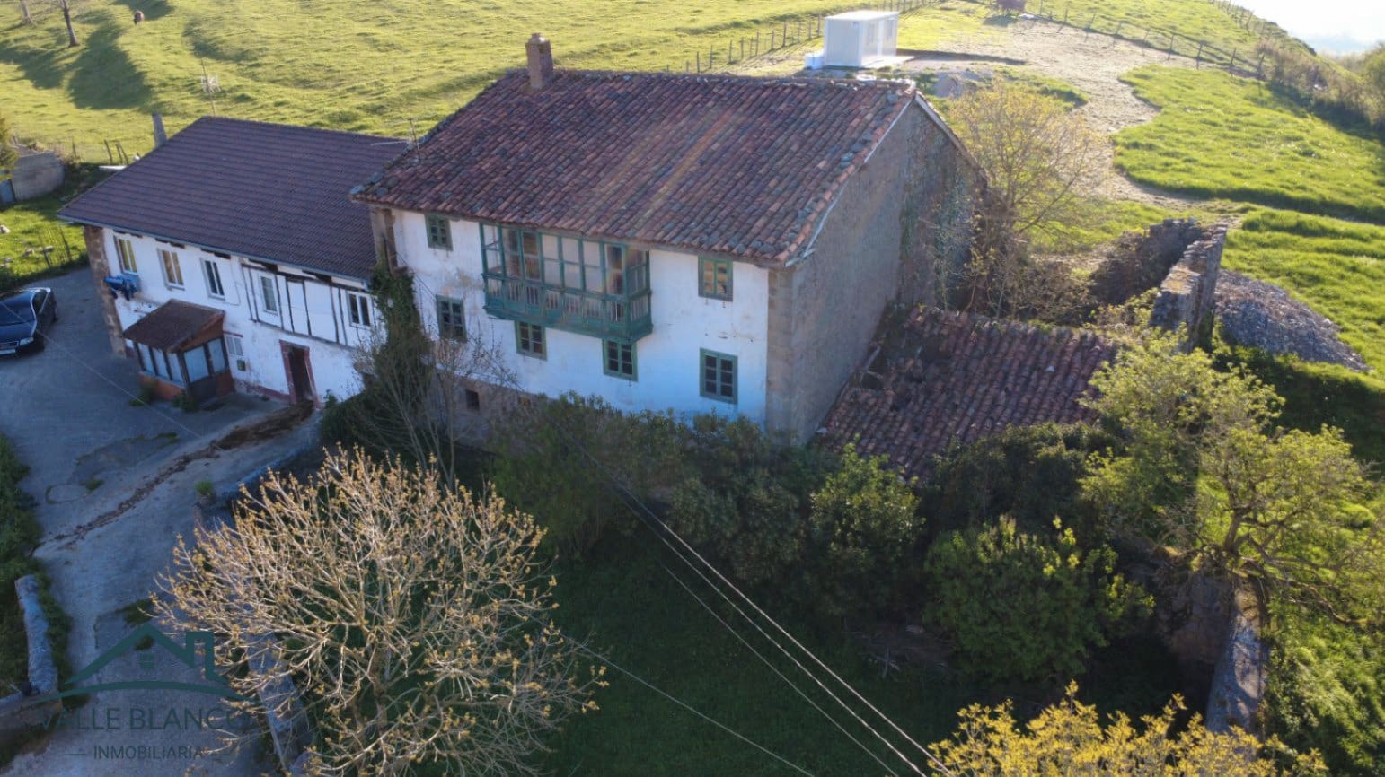 4 bedroom Finca/Country House for sale in Campoo de Yuso - € 69,000 (Ref: 8931783)