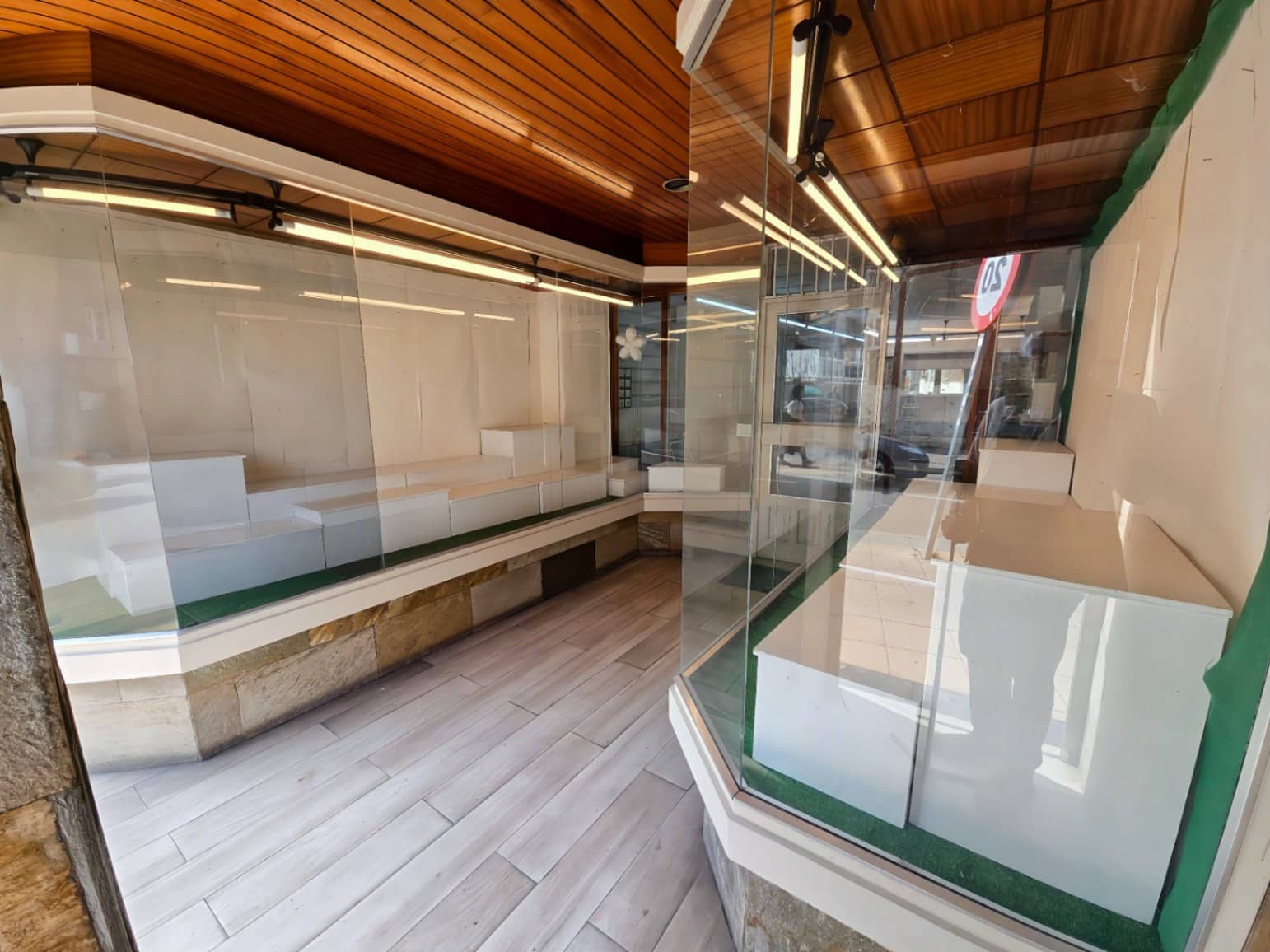 Erhverv til salg i Reinosa - € 195.000 (Ref: 8940808)