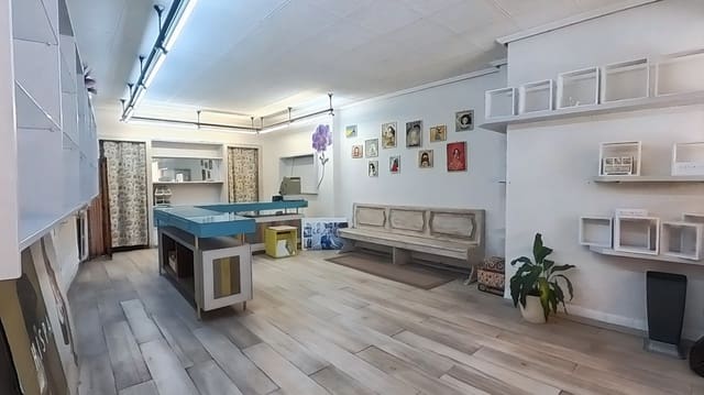 Commercial for sale in Reinosa - € 195,000 (Ref: 8940808)