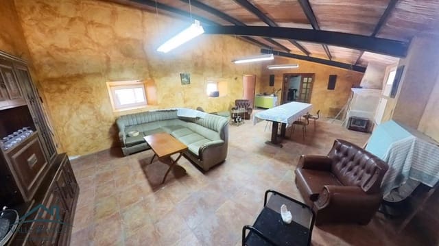 5 soveværelse Finca/Landehus til salg i Aguilar de Campoo - € 125.000 (Ref: 8980057)