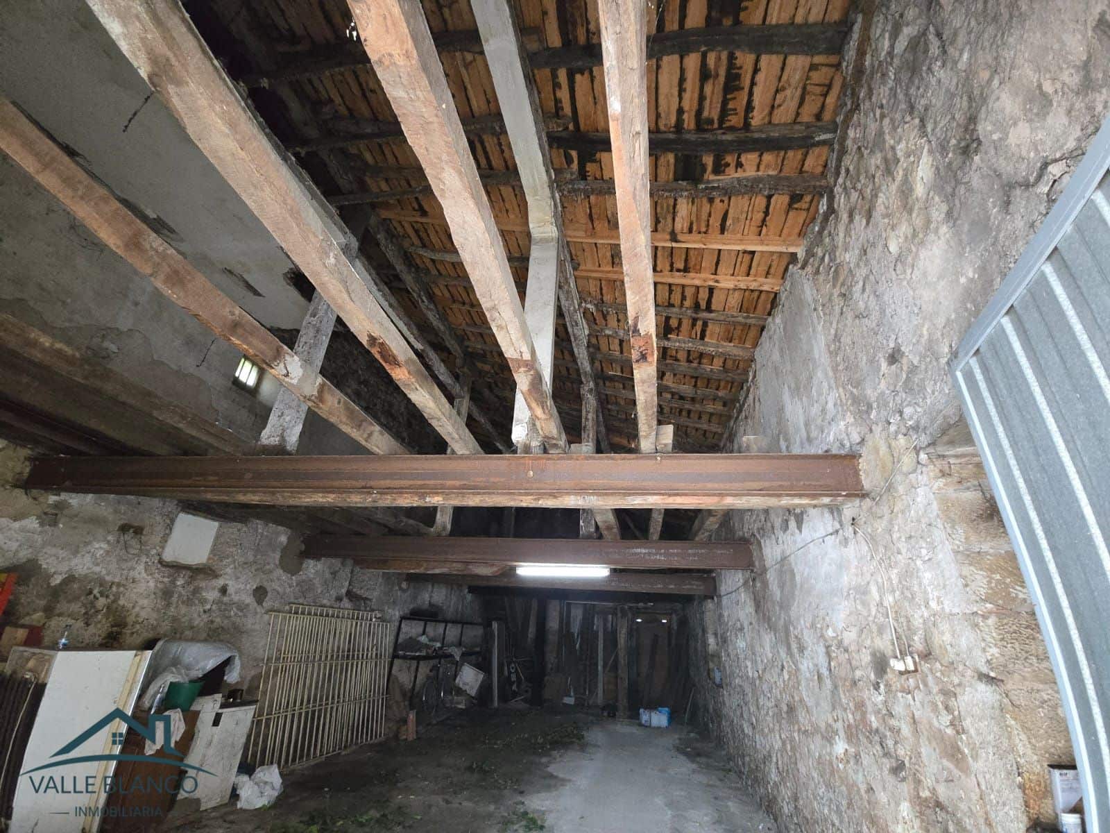 Kommersiell til salgs i Reinosa - € 45 000 (Ref: 9036242)