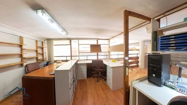 Commercial for sale in Reinosa - € 165,000 (Ref: 9094653)