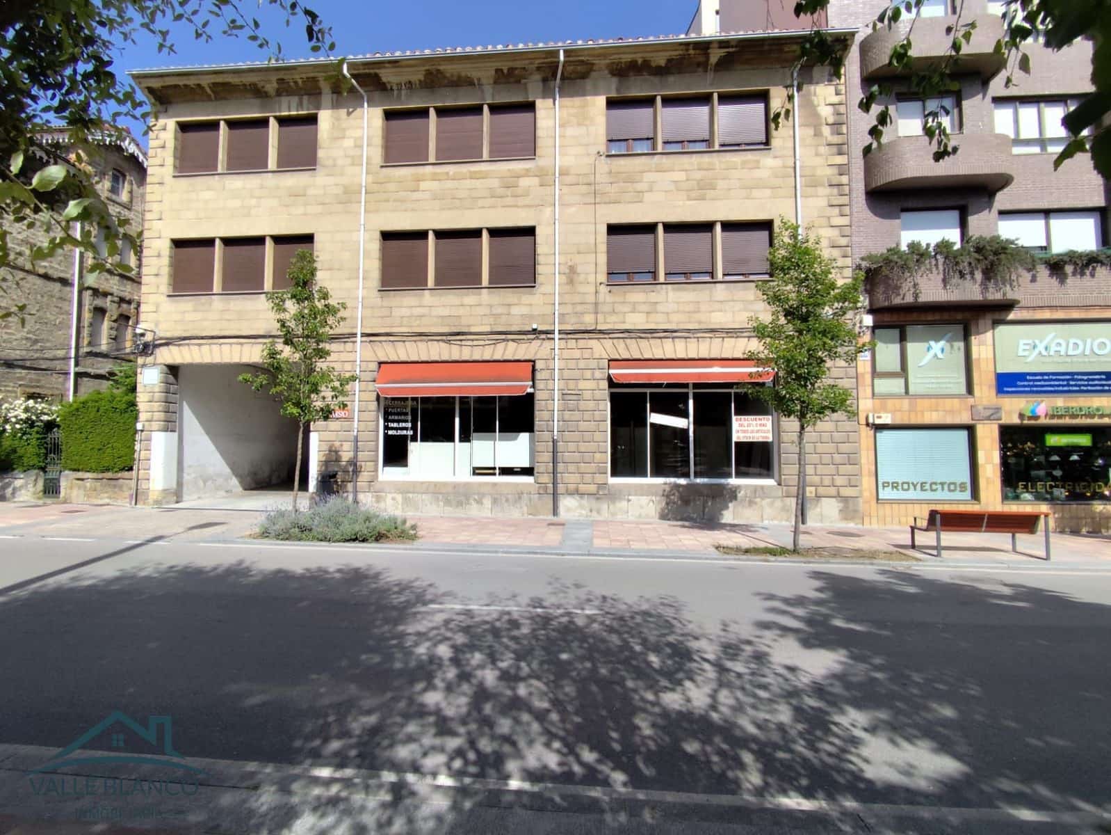 Commercial for sale in Reinosa - € 165,000 (Ref: 9094653)