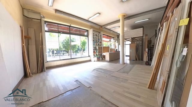 Commercial for sale in Reinosa - € 165,000 (Ref: 9094653)