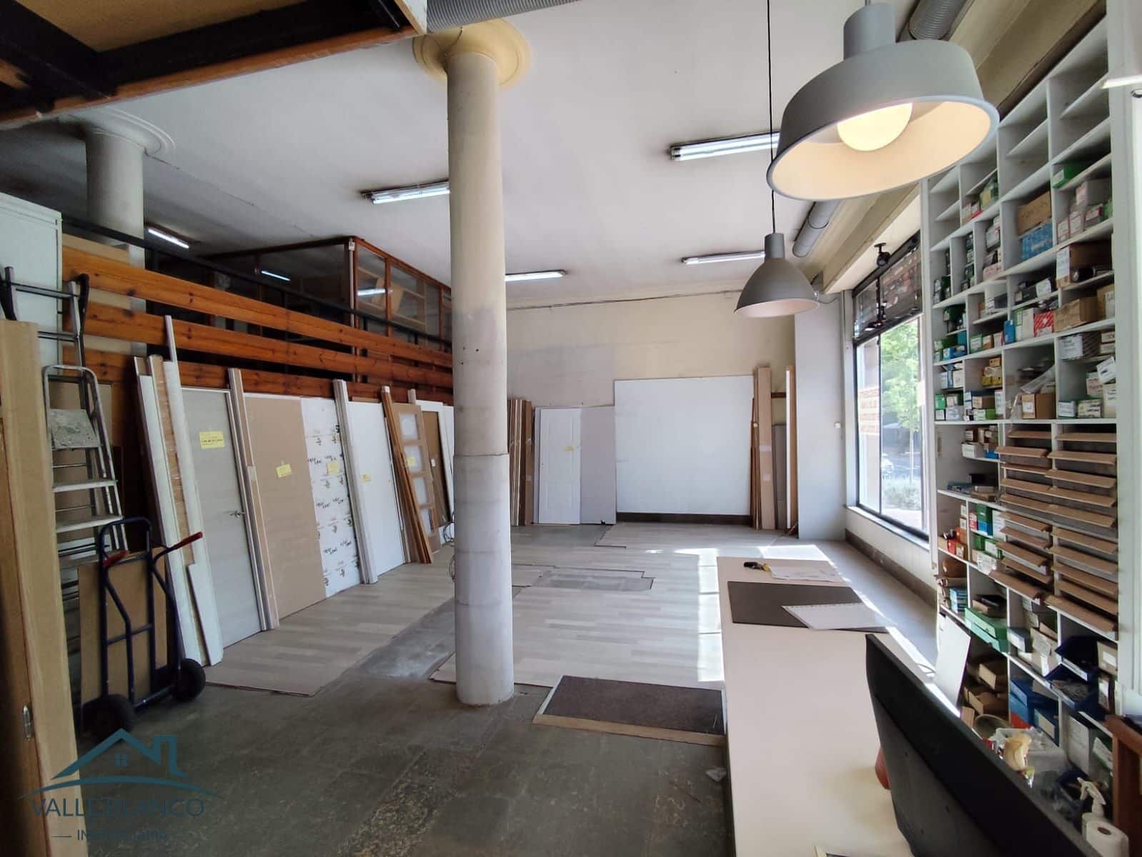 Commercial for sale in Reinosa - € 165,000 (Ref: 9094653)