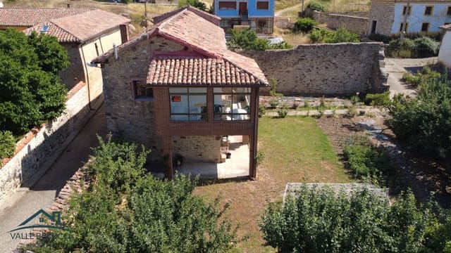4 bedroom Finca/Country House for sale in Aguilar de Campoo - € 165,000 (Ref: 9115649)