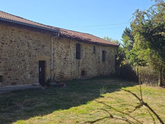 3 bedroom Townhouse for sale in Campoo de Yuso - € 20,000 (Ref: 9238744)
