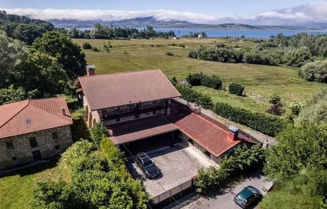 10 soveværelse Villa til salg i Las Rozas de Valdearrollo - € 469.990 (Ref: 9238745)