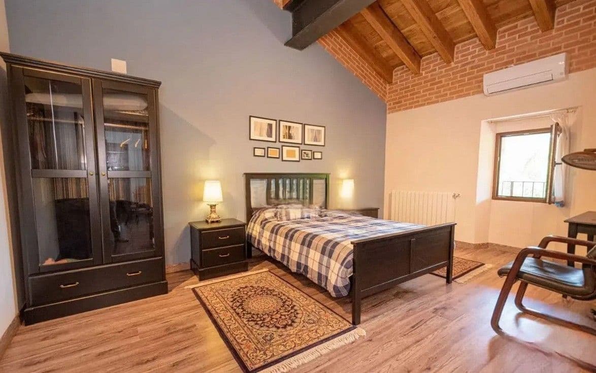 10 sovrum Villa till salu i Las Rozas de Valdearrollo - 469 990 € (Ref: 9238745)