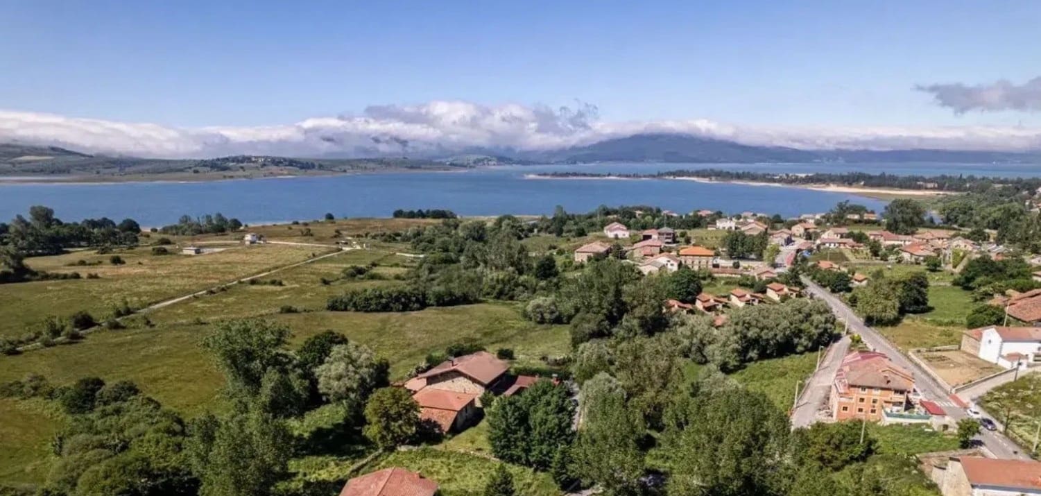 10 sovrum Villa till salu i Las Rozas de Valdearrollo - 469 990 € (Ref: 9238745)