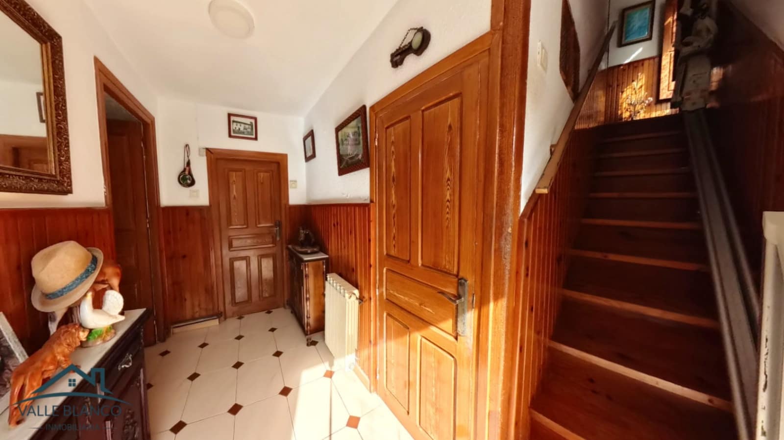 3 chambre Maison de Ville à vendre à Pesquera - 99 000 € (Ref: 9350169)