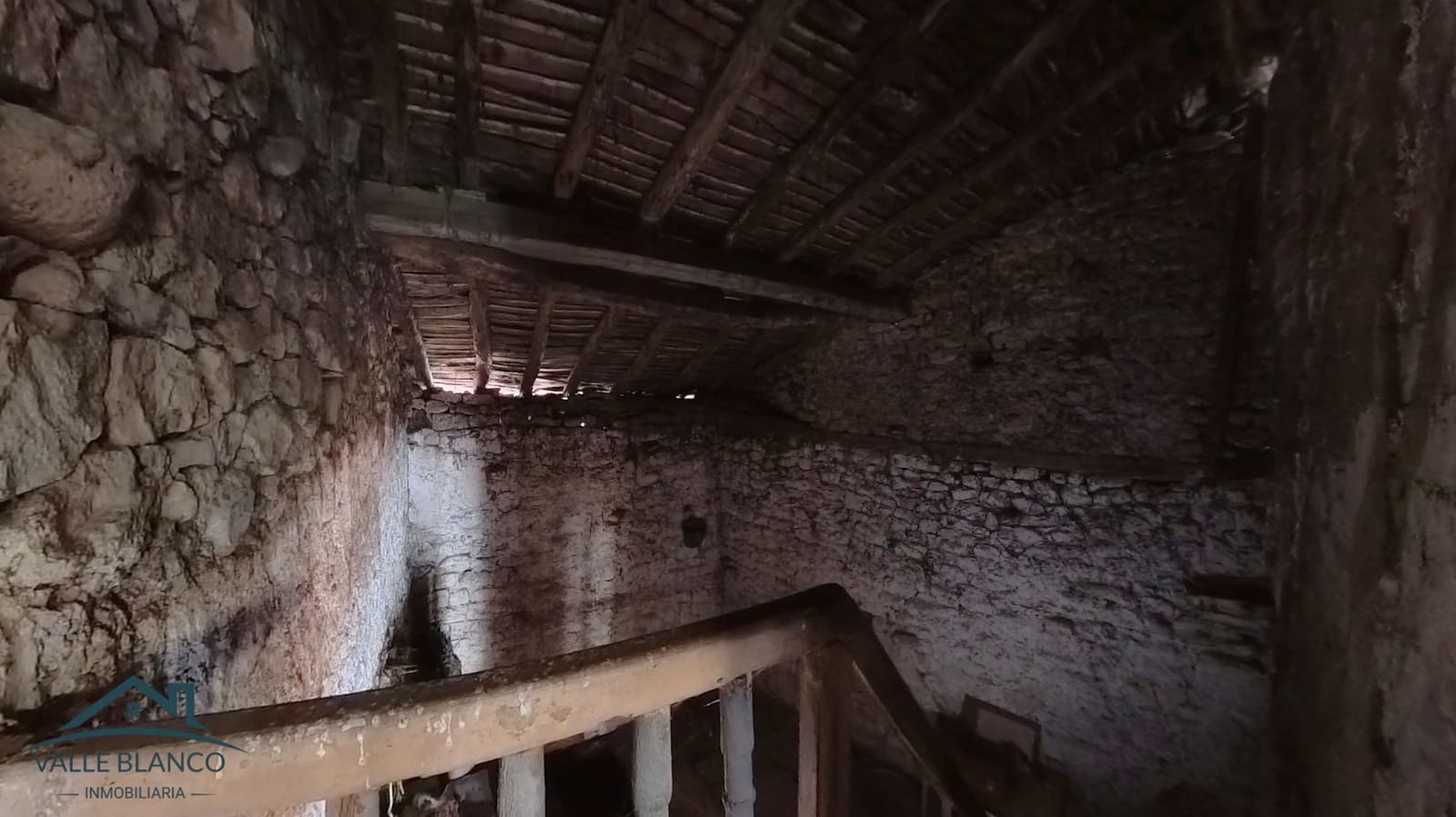 3 chambre Maison de Ville à vendre à Pesquera - 99 000 € (Ref: 9350169)